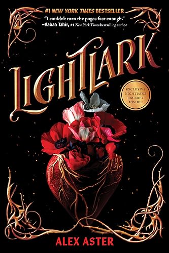Lightlark (The Lightlark Saga Book )